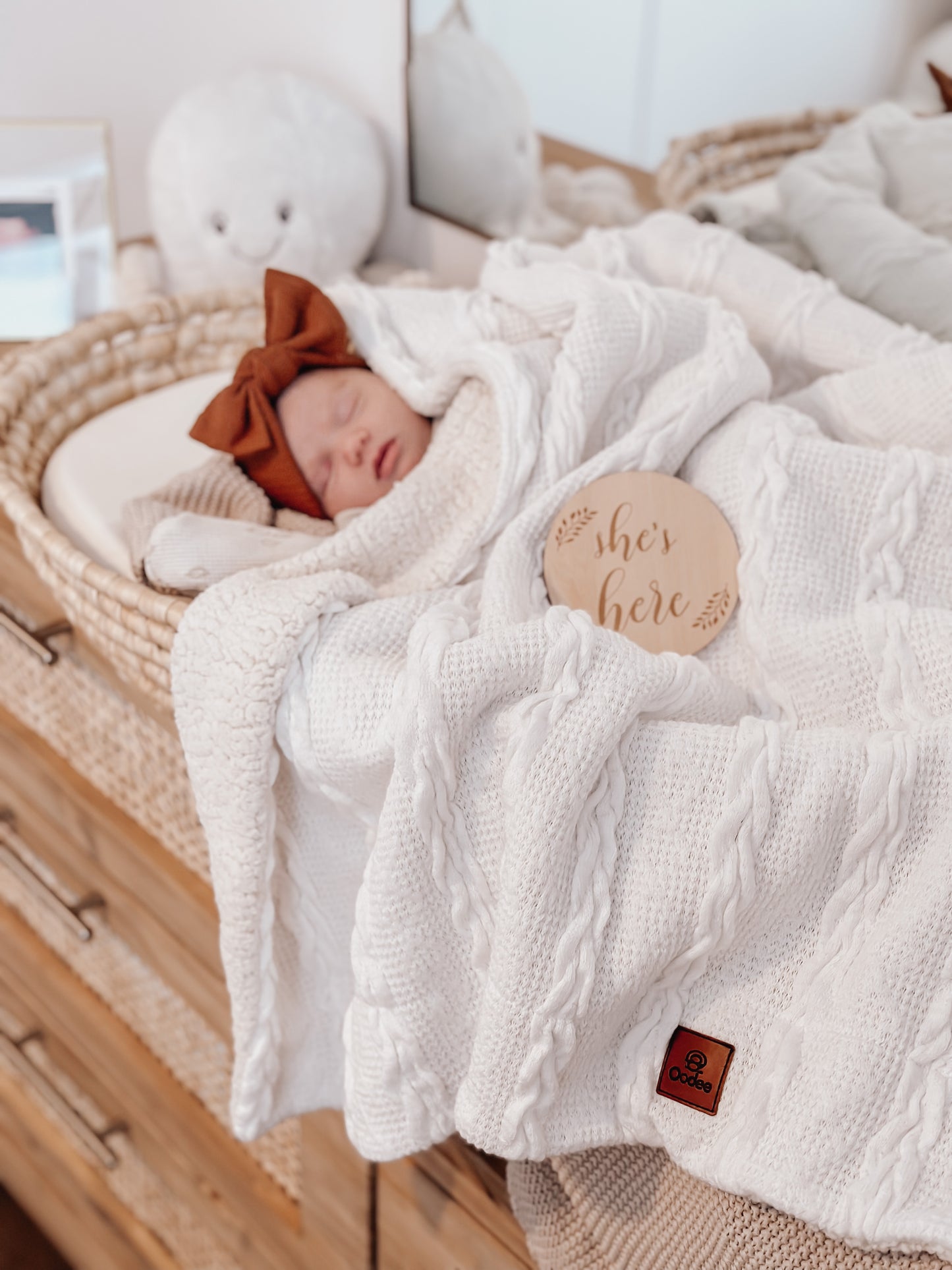 Cream knitted blanket