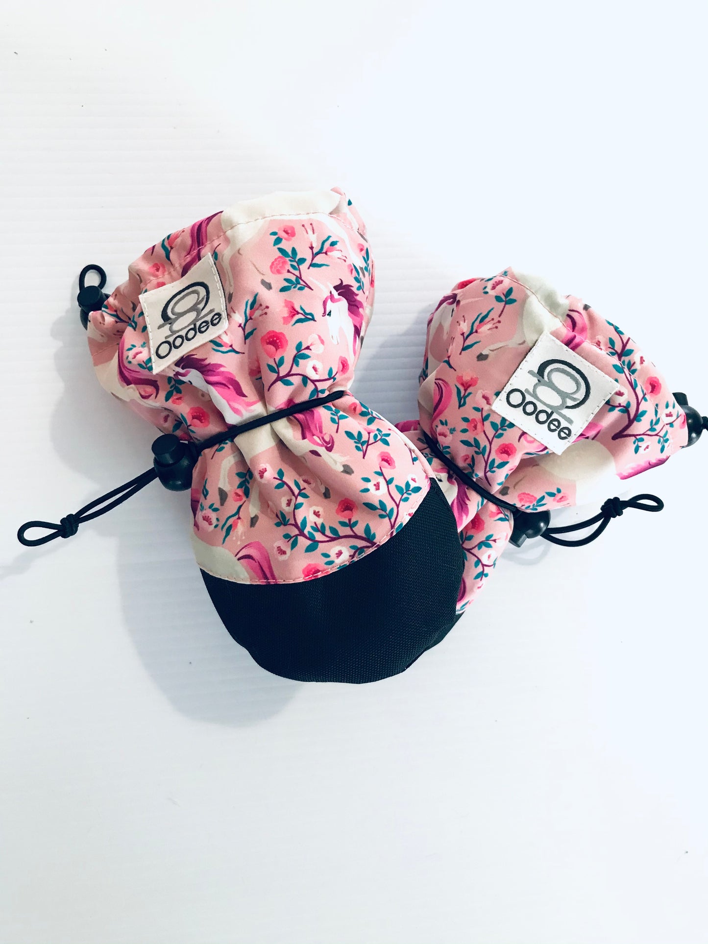 Unicorn thumbless mitten